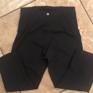 Lululemon crops